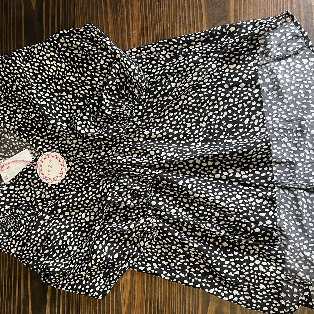 Umgee Black and White Patterned Blouse with 3/4 length sleeve